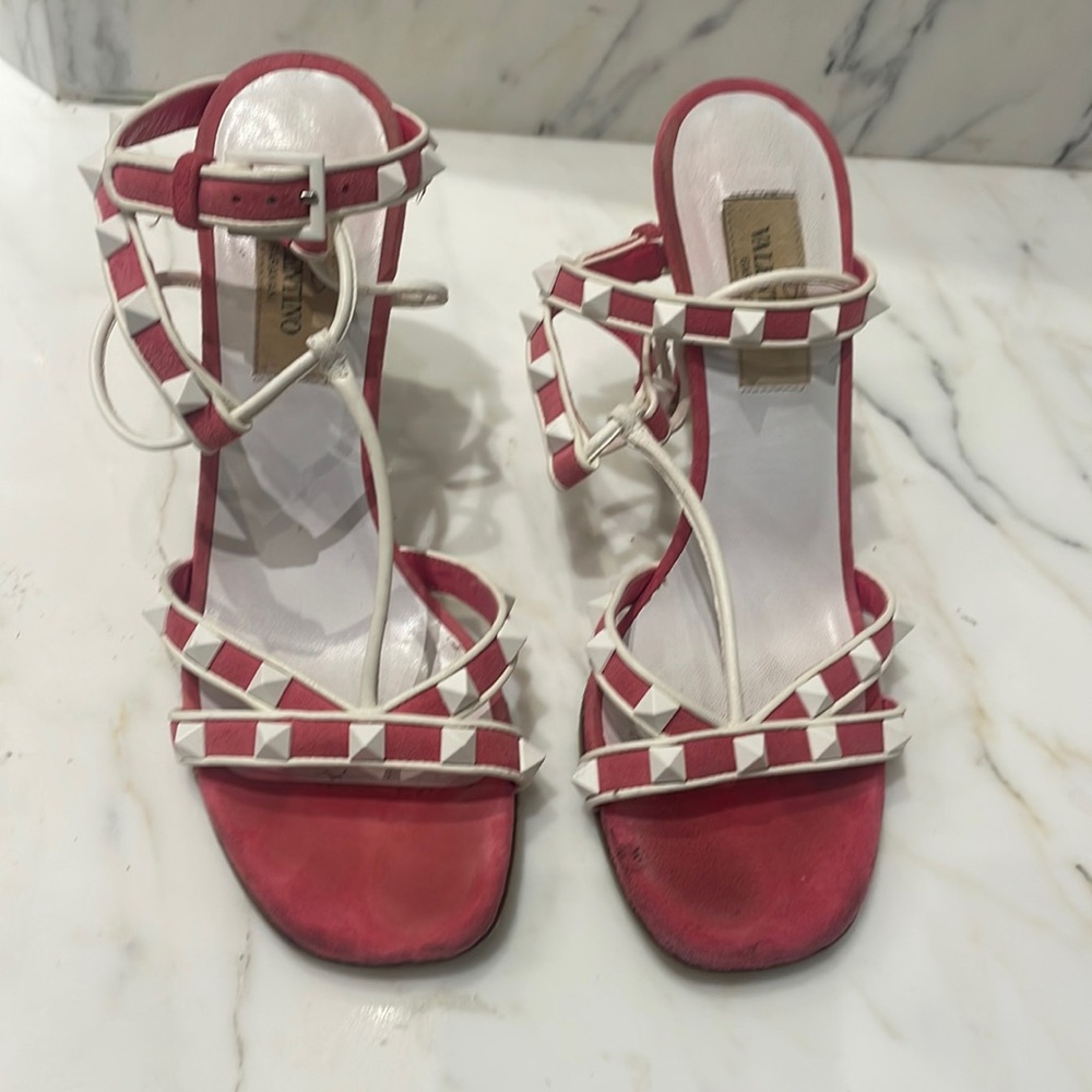 AUTHENTIC VALENTINO GORGEOUS PINK COLOR